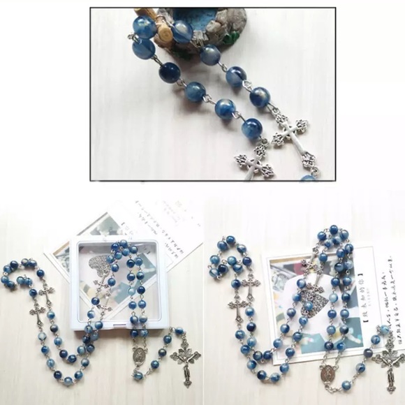 Blue marble affect acrylic resin beaded rosary - Picture 6 of 13